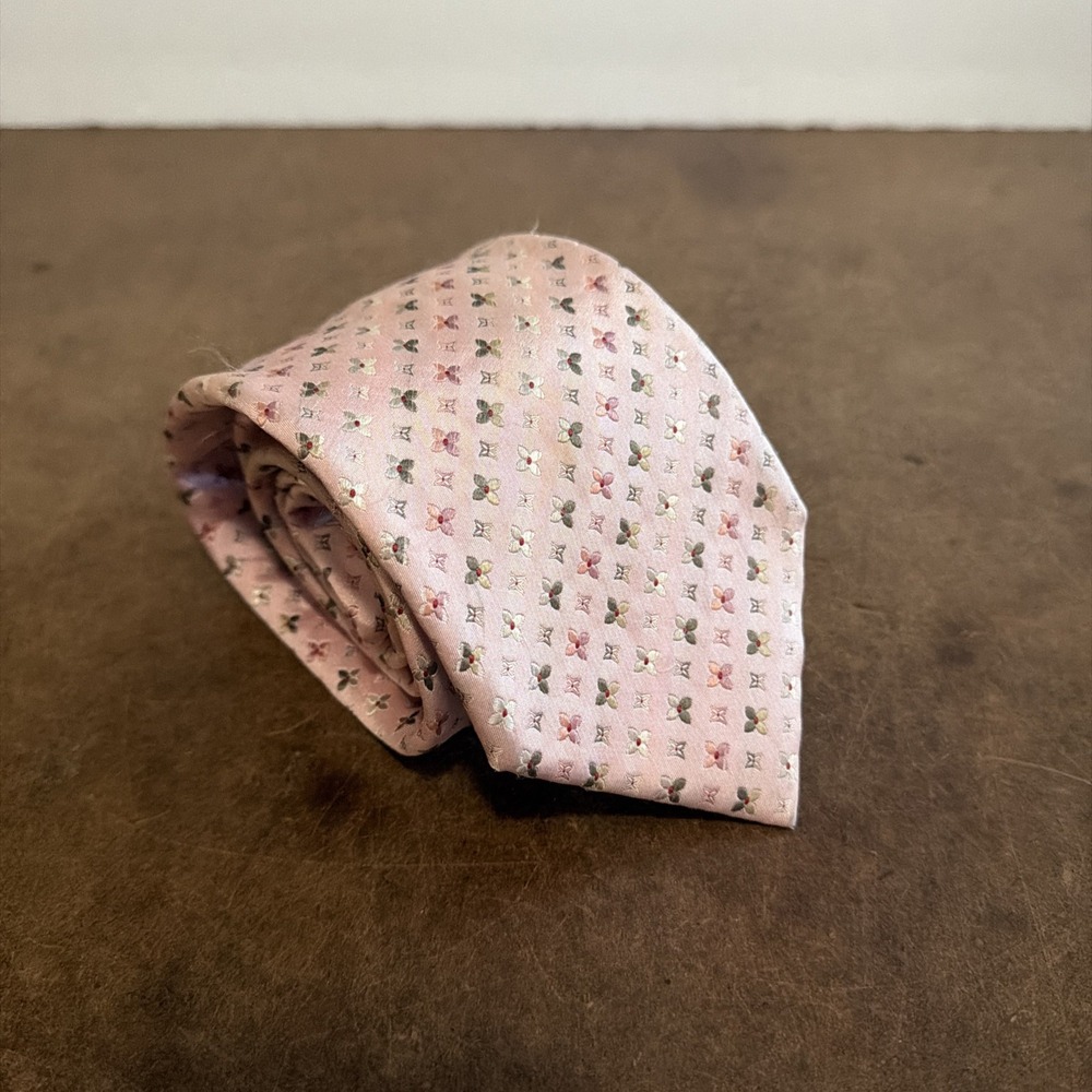 LOUIS VUITTON Checked Logo Tie Men LV Pink 100% silk Genuine